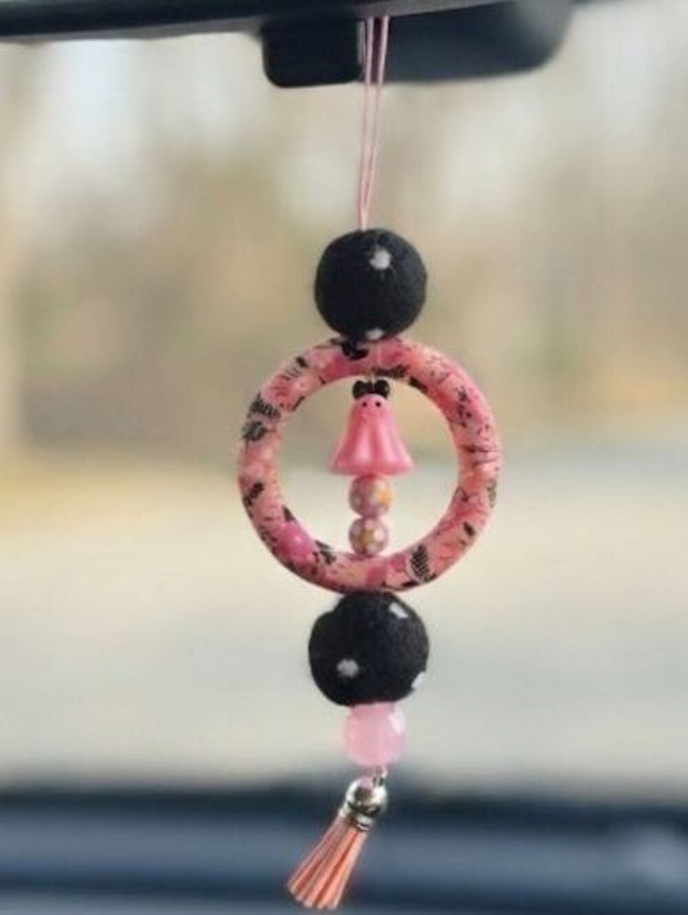 Pink goth Halloween ghost Silicone ring car charm